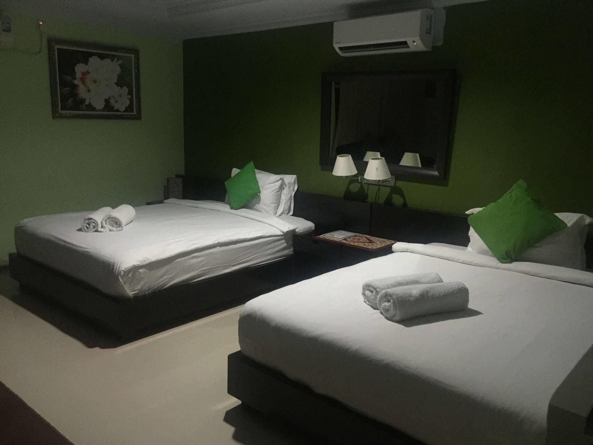 Dedy Beach Inn Kuta Lombok Extérieur photo